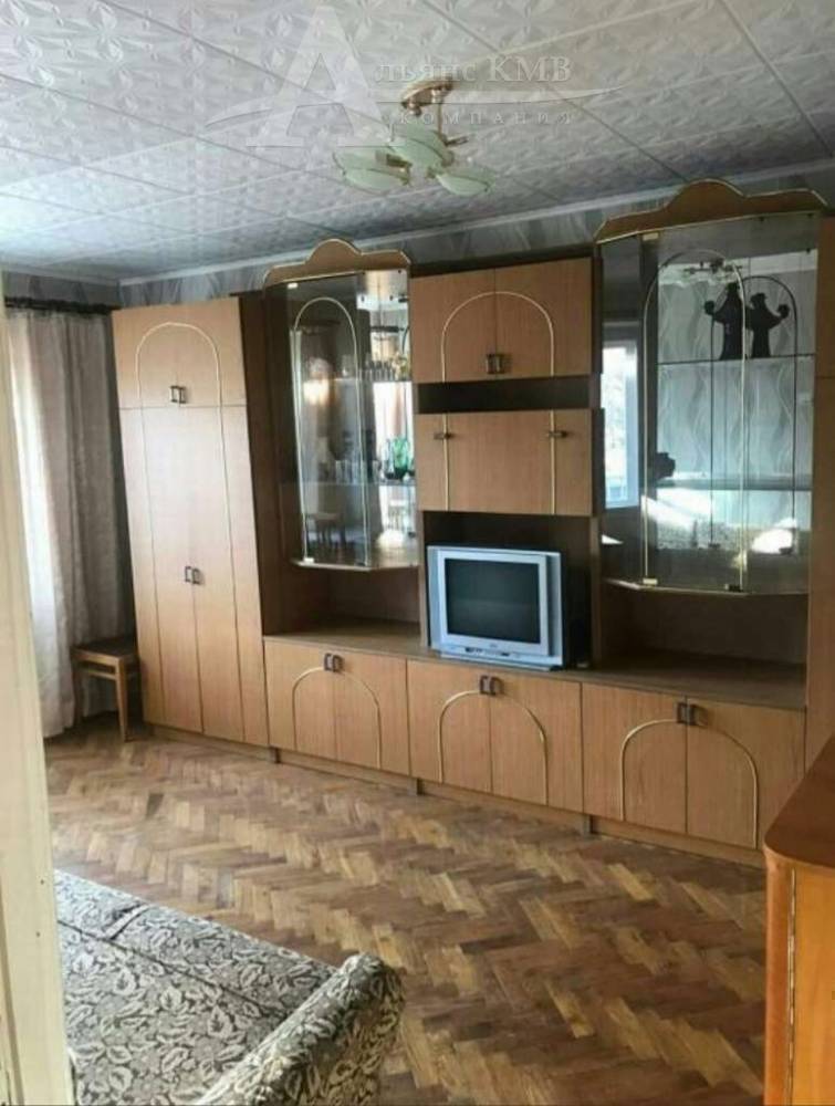 Ставропольский край, Железноводск, Карла Маркса ул.; Квартира 42м² 3/5 эт.