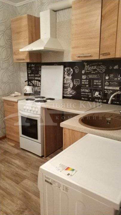 6171d82199345e692601c870-1