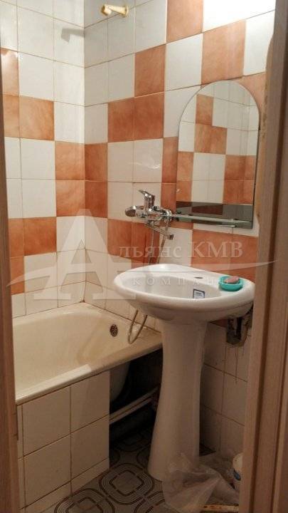 6171d983ef56f23476174ba5-1