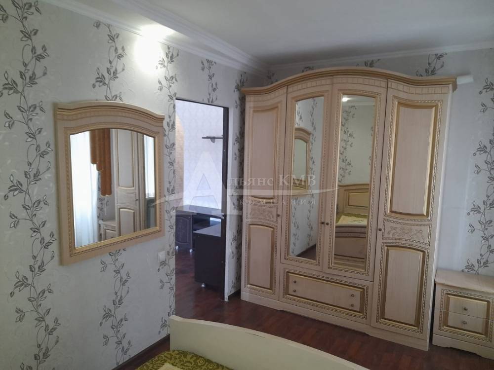 f0712df7-8521-47fb-befe-70cdca1fd769