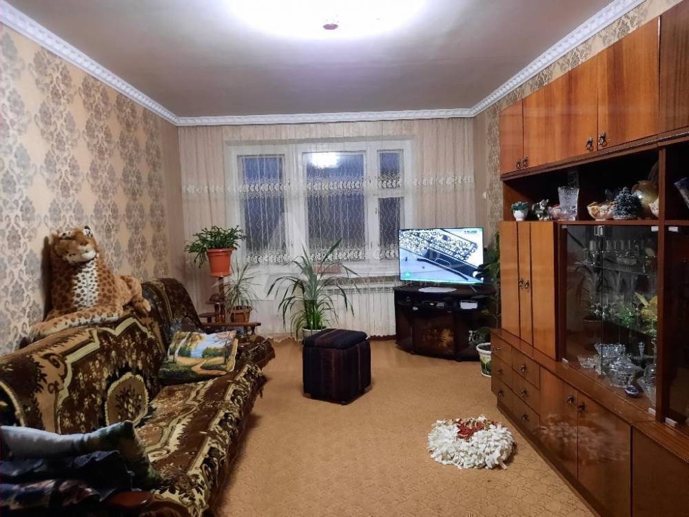 Ставропольский край, Кисловодск, Нежинская ул.; Квартира 77м² 5/5 эт.