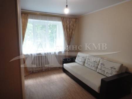 Ставропольский край, Георгиевск, Пионерская ул.; Квартира 38м² 2/5 эт.