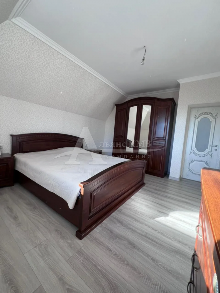 Ставропольский край, Пятигорск, Константиногорская ул.; Дом 190м² на участке 8 сот. 2 эт.