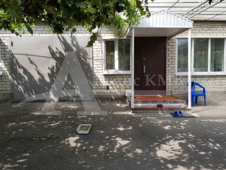 Ставропольский край, Пятигорск, Октябрьская ул.; Дом 200м² на участке 25 сот. 2/2 эт.