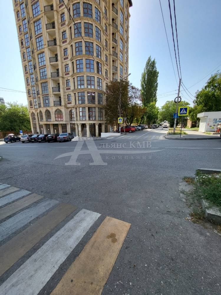 Ставропольский край, Пятигорск, Власова ул.; Квартира 83м² 9/13 эт.