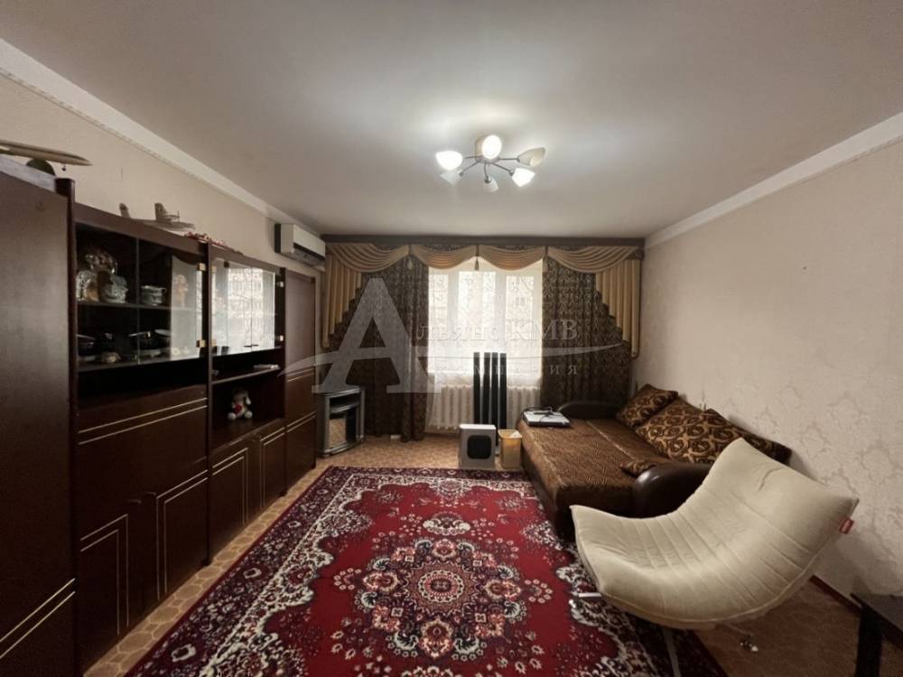 Ставропольский край, Иноземцево п., Пролетарская ул.; Квартира 70м² 2/9 эт.