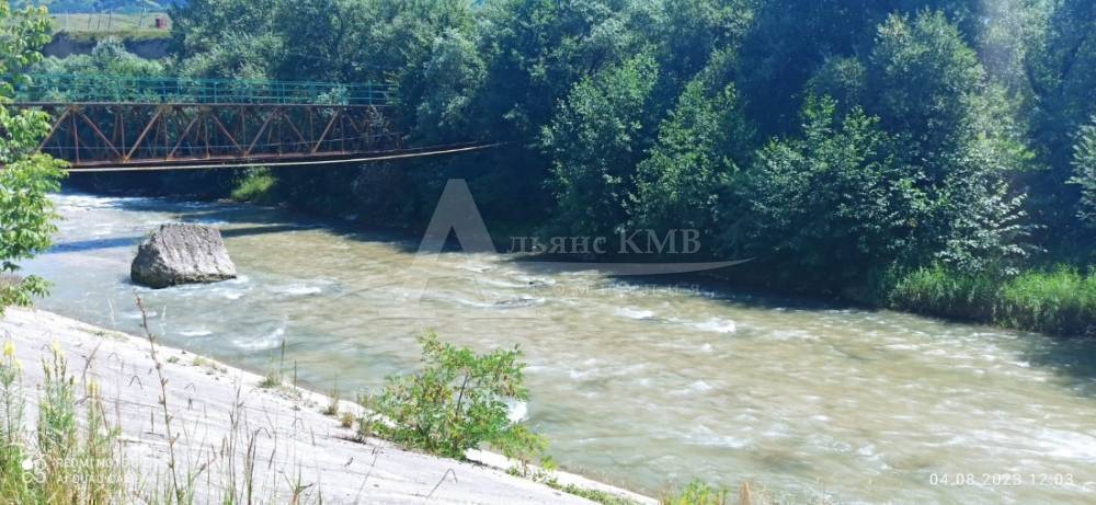 Ставропольский край, Кисловодск, Железнодорожная ул.; Участок на участке 22,50 сот.