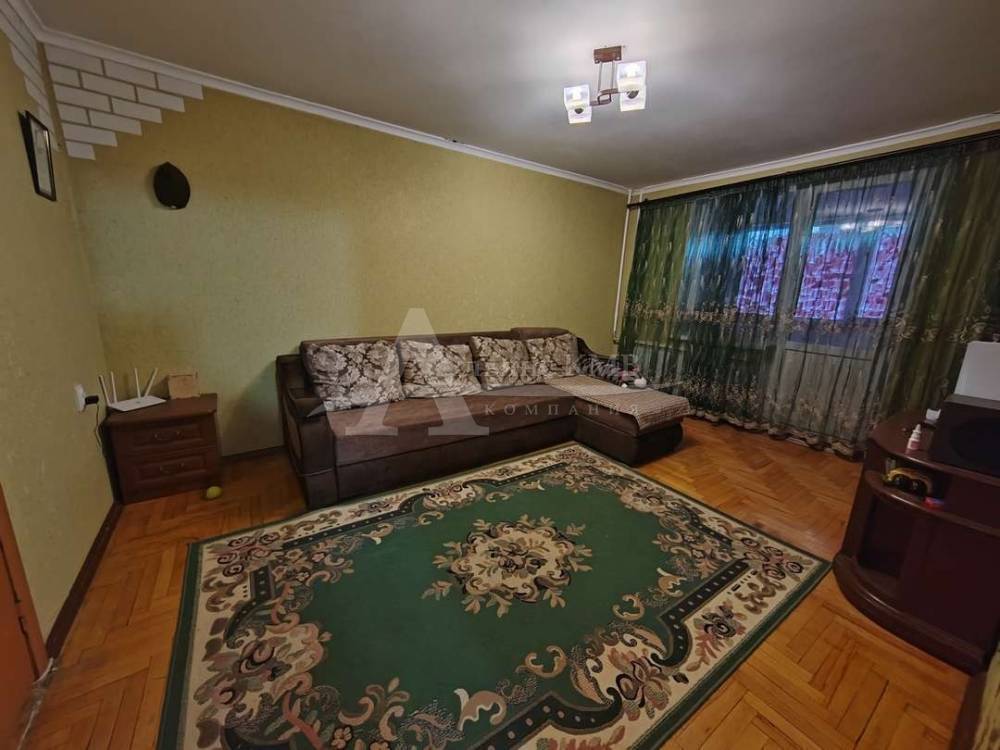 Ставропольский край, Иноземцево п., Пролетарская ул.; Квартира 56,60м² 1/5 эт.