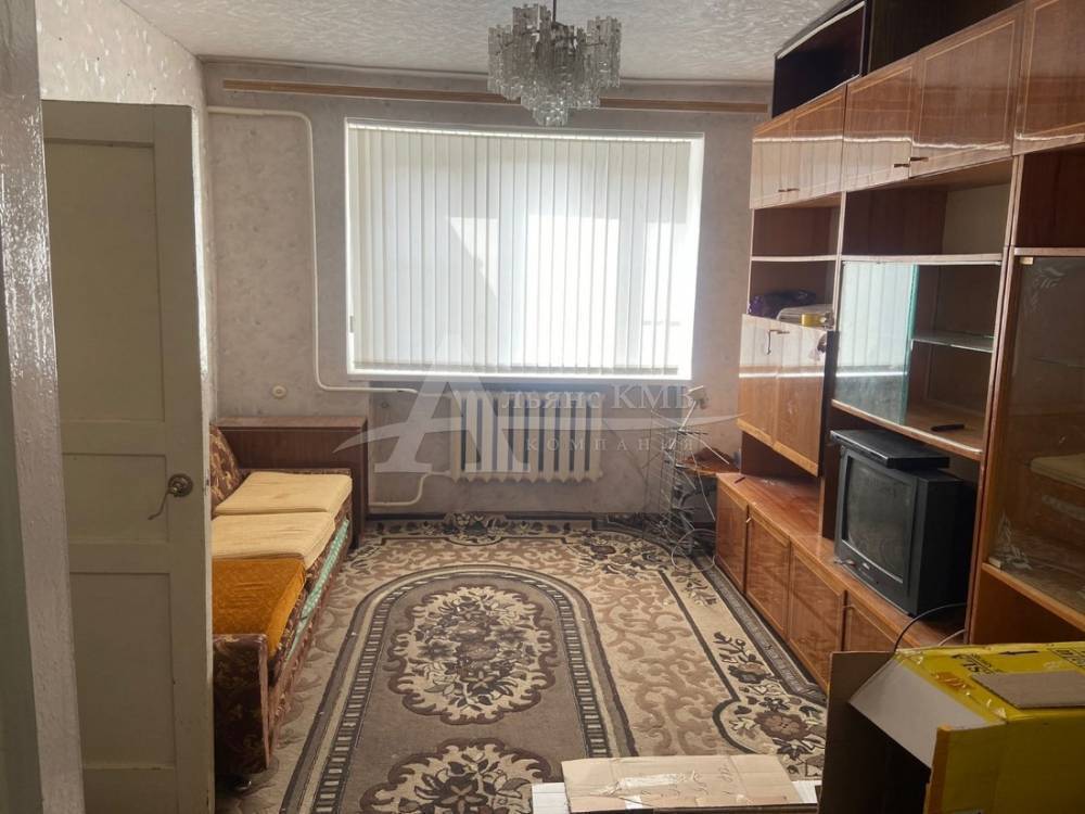 Ставропольский край, Георгиевск, Октябрьская ул.; Квартира 43м² 4/5 эт.