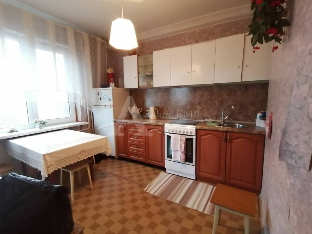 Ставропольский край, Кисловодск, Марцинкевича ул.; Квартира 50м² 2/5 эт.