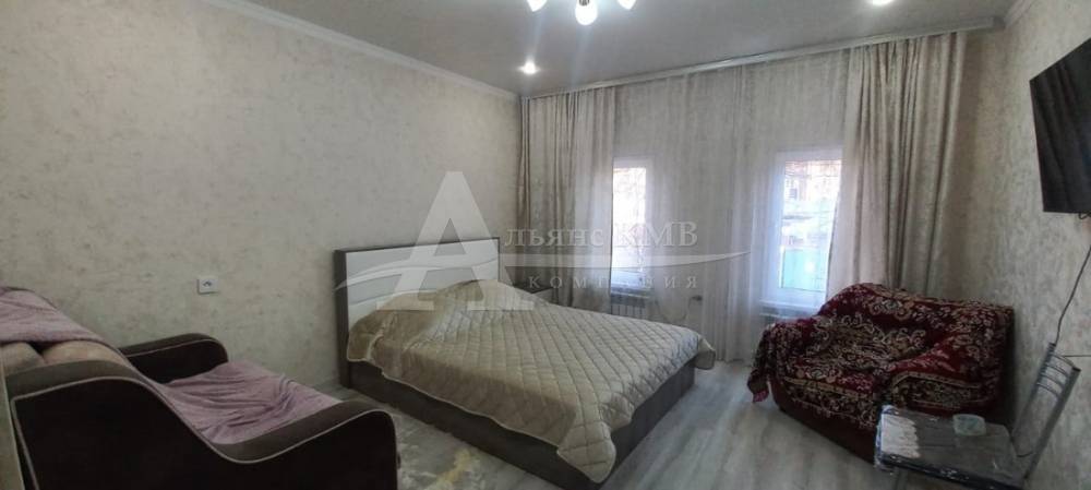 Ставропольский край, Кисловодск, Ермолова ул.; Квартира 32м² 2/2 эт.