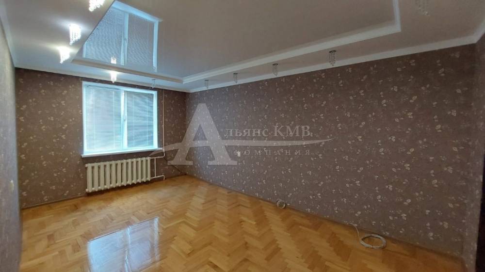 Ставропольский край, Железноводск, Октябрьская ул.; Квартира 68м² 3/9 эт.