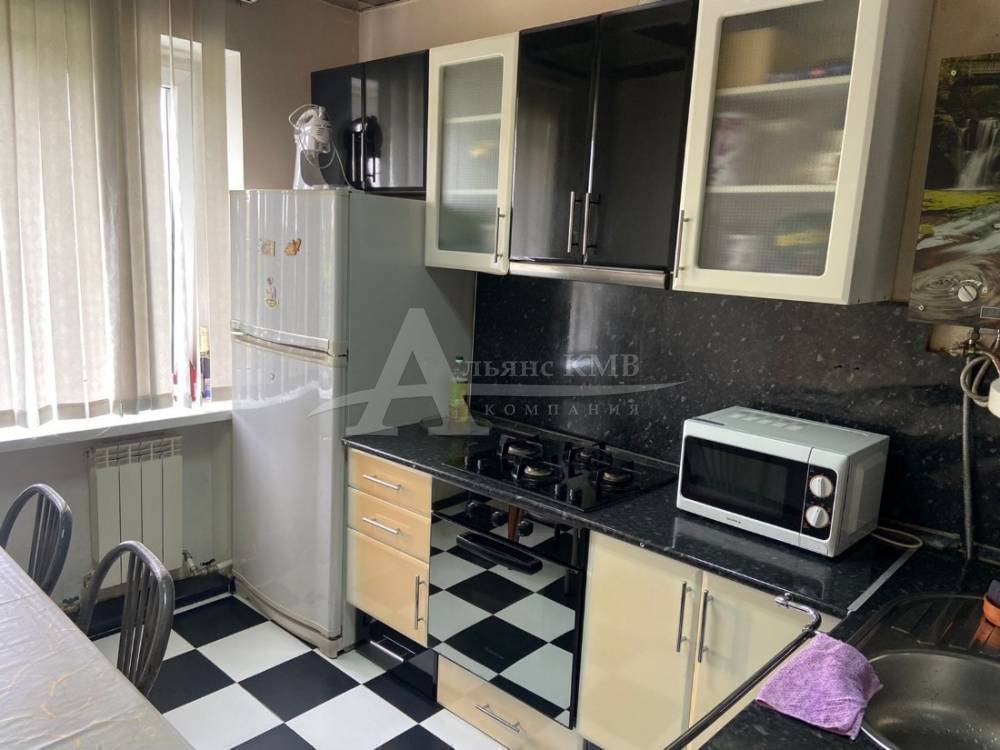 Ставропольский край, Георгиевск, Ленина ул.; Квартира 59м² 5/5 эт.