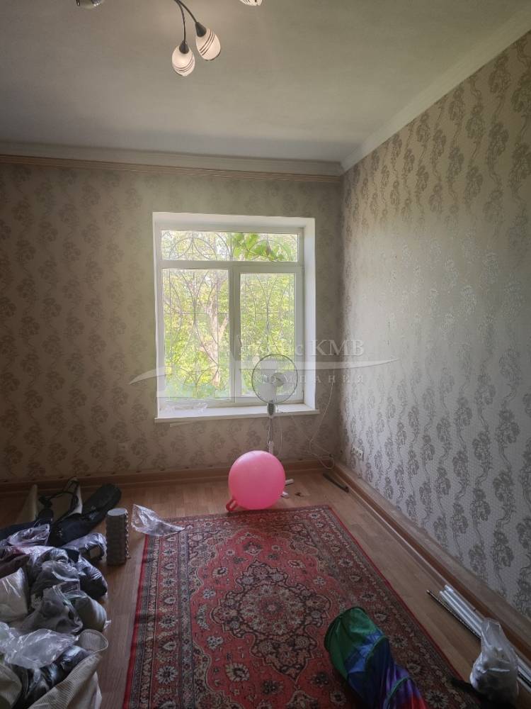 1000430911