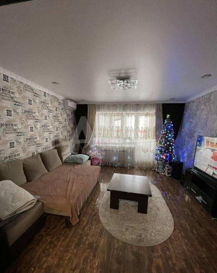 Ставропольский край, Георгиевск, Мира ул.; Квартира 72м² 2/5 эт.