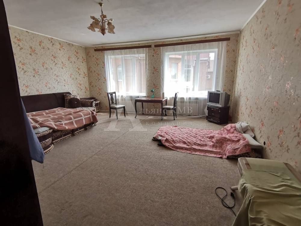 9976d748-8002-44b8-a273-8e0afe438e70