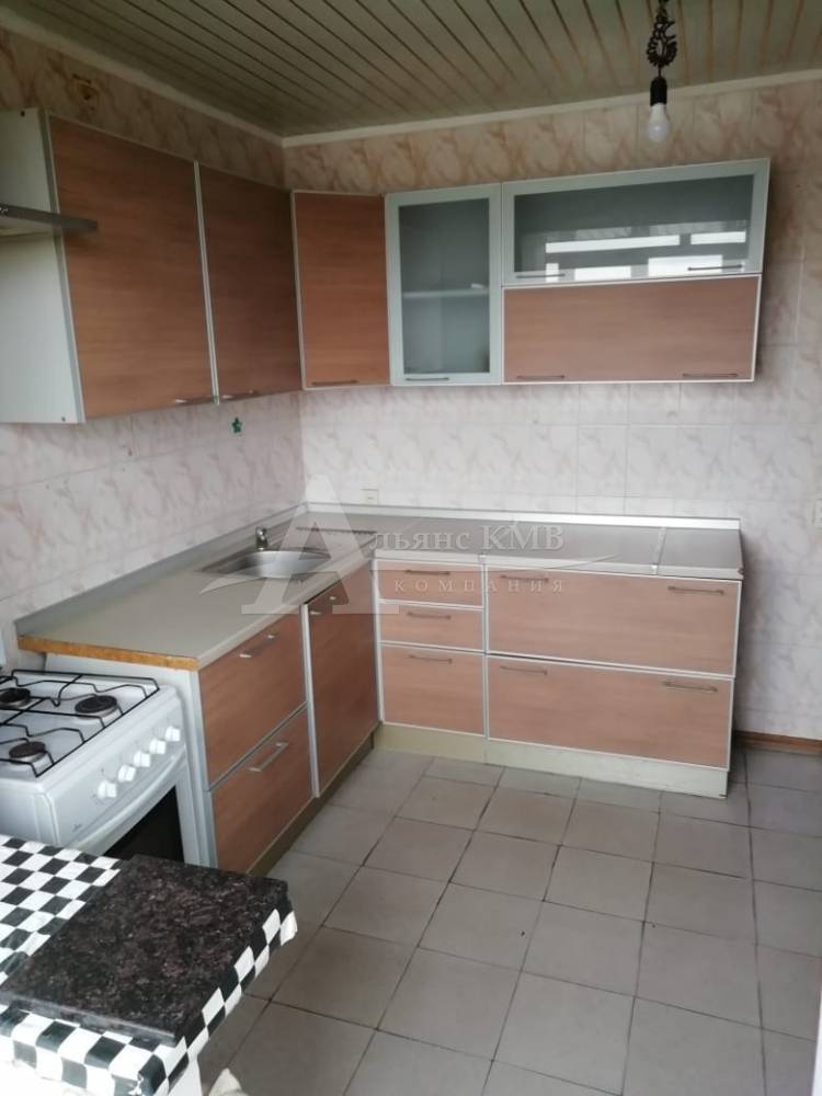 Ставропольский край, Пятигорск, Ермолова ул.; Квартира 65м² 5/5 эт.