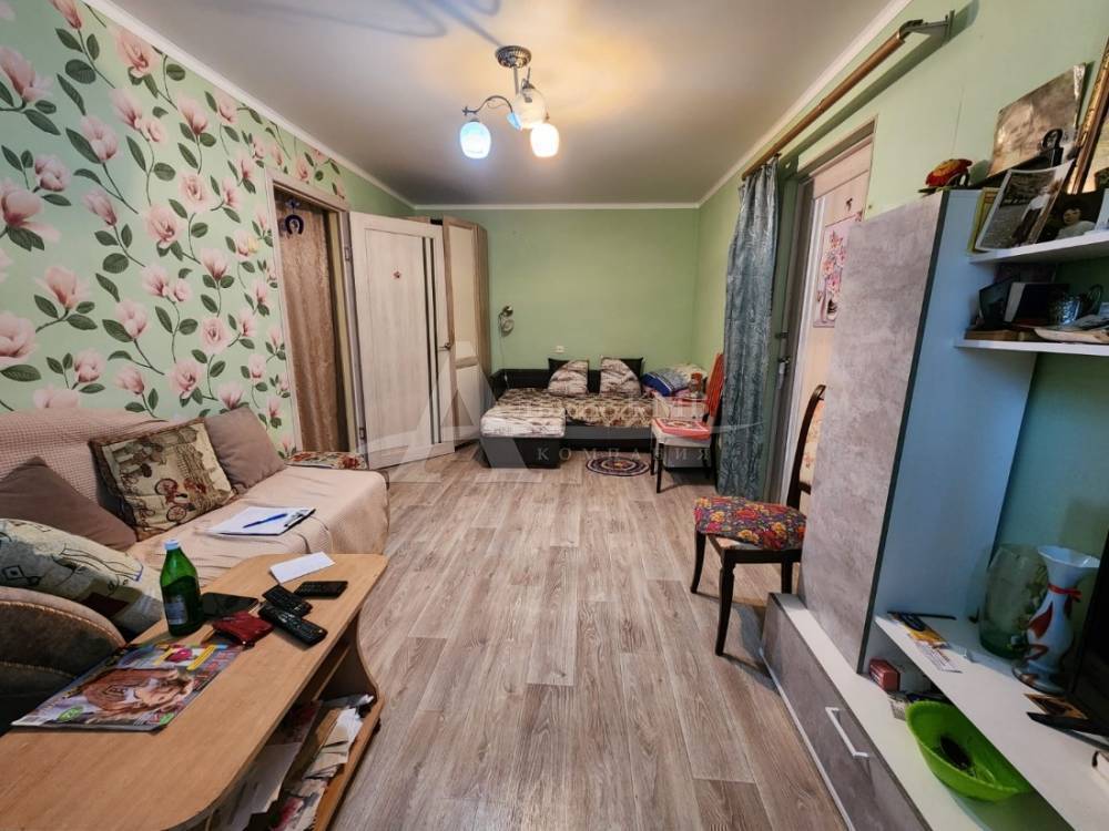 Ставропольский край, Георгиевск, Октябрьская ул.; Квартира 44м² 2/4 эт.