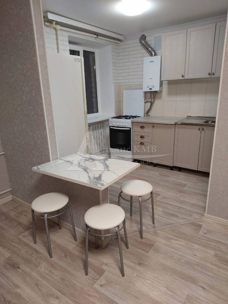 e16a2684-7e97-4274-9e1d-10f5efb7903f