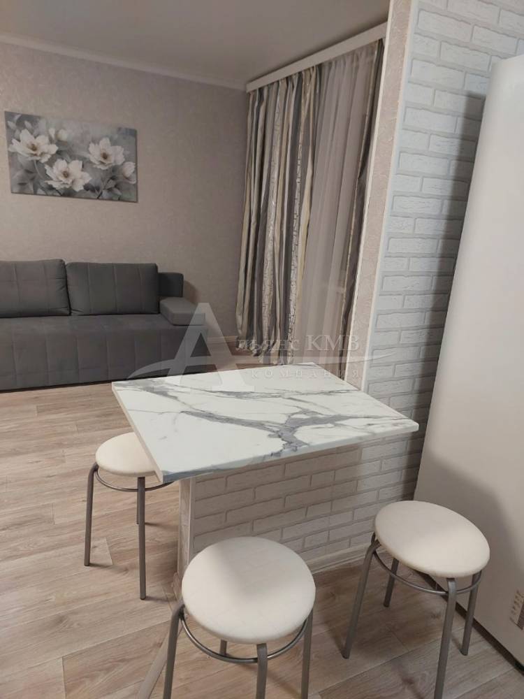 6af03266-017a-46b2-9404-3d535a6c58c6