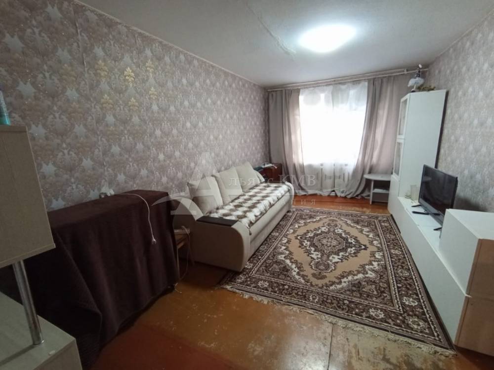 Ставропольский край, Георгиевск, Тургенева ул.; Квартира 44м² 1/5 эт.