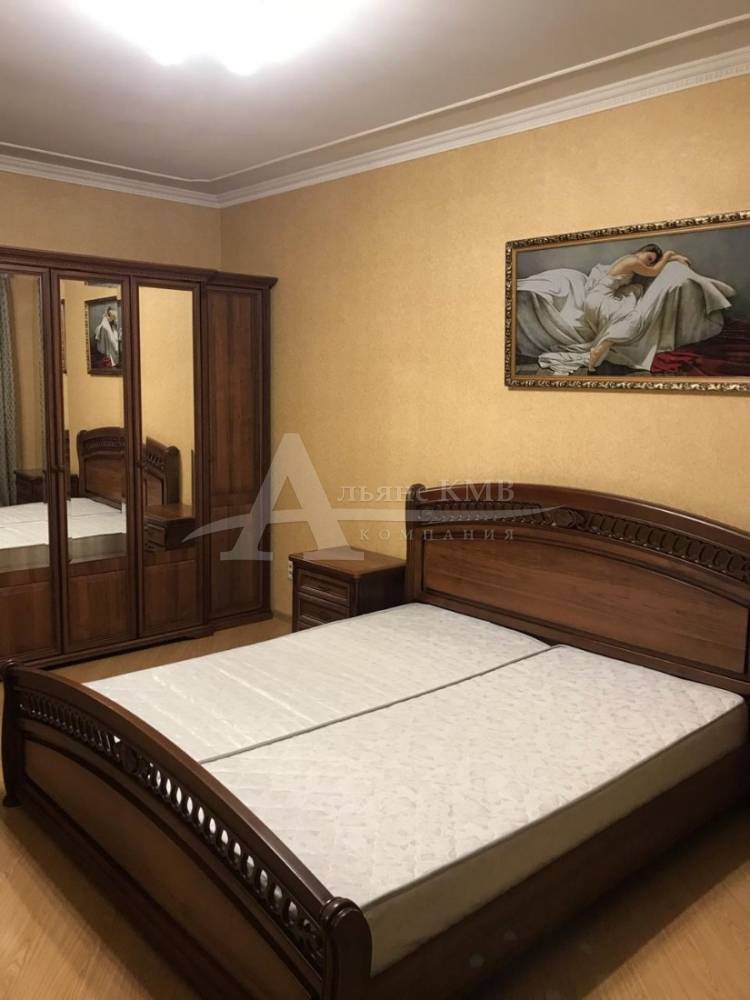 Ставропольский край, Железноводск, Ленина ул.; Квартира 110м² 6/8 эт.