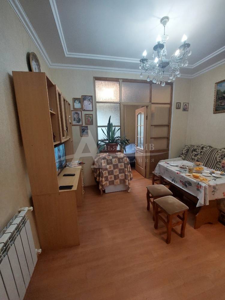 Ставропольский край, Георгиевск, Кирпичная ул.; Квартира 26,30м² 1/5 эт.