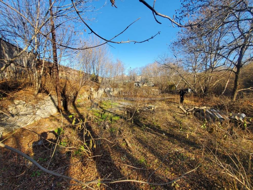 Ставропольский край, Кисловодск, Седлогорская ул.; Участок на участке 20 сот.