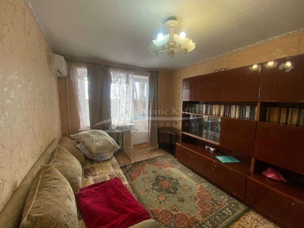 Ставропольский край, Зеленокумск, Мира ул.; Квартира 49,50м² 3/5 эт.