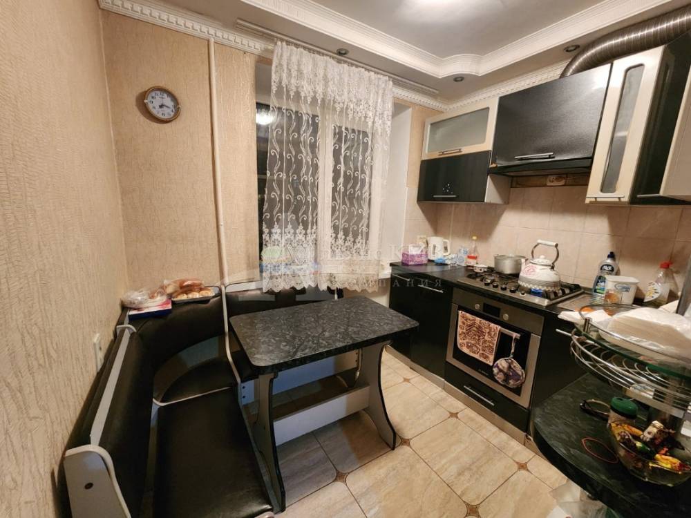 Ставропольский край, Георгиевск, Калинина ул.; Квартира 59м² 3/5 эт.