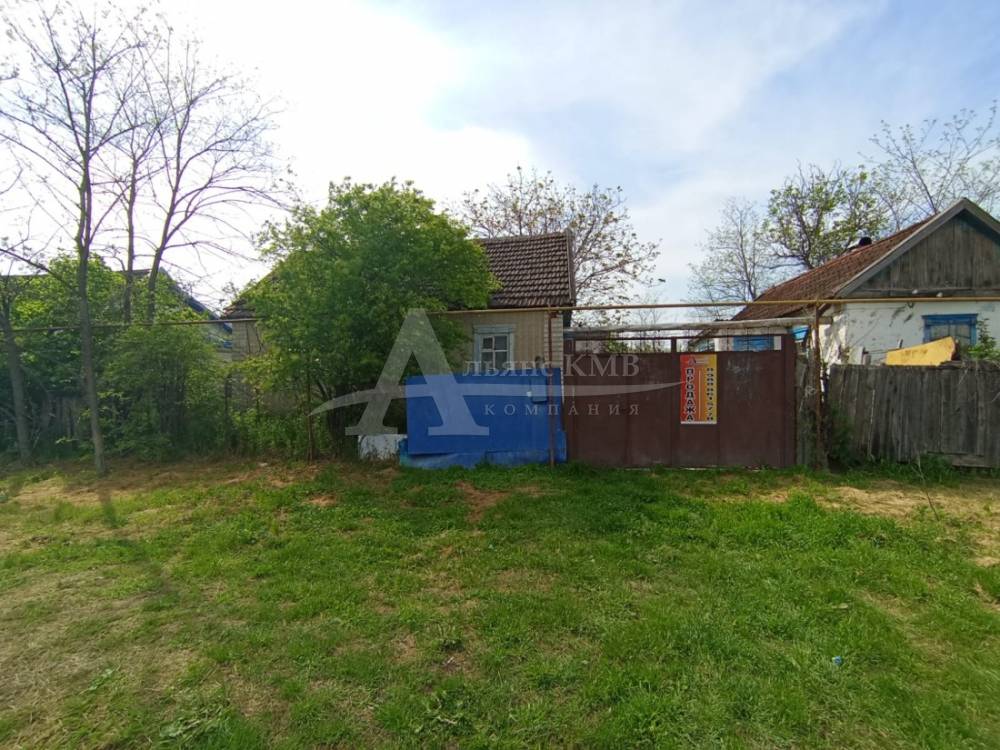 Ставропольский край, Георгиевск, Пятигорская ул.; Дом 58м² на участке 16 сот. 1 эт.