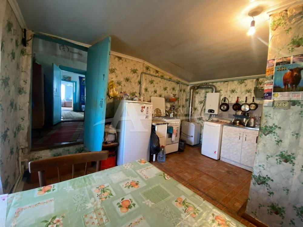 Ставропольский край, Зеленокумск, Семенова ул.; Дом 67м² на участке 8 сот. 1 эт.