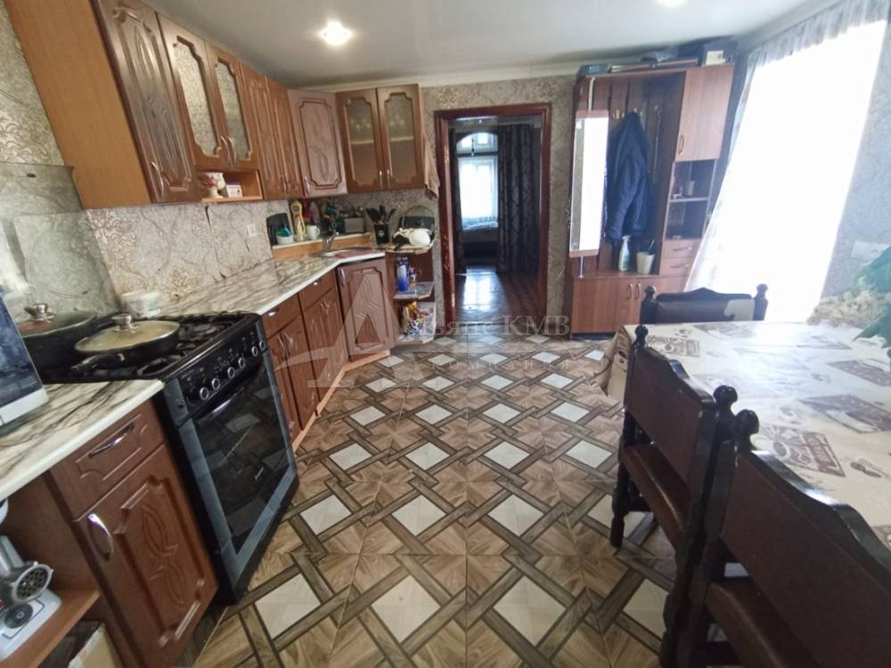 Ставропольский край, Георгиевск, Горького ул.; Дом 93м² на участке 18 сот. 1 эт.