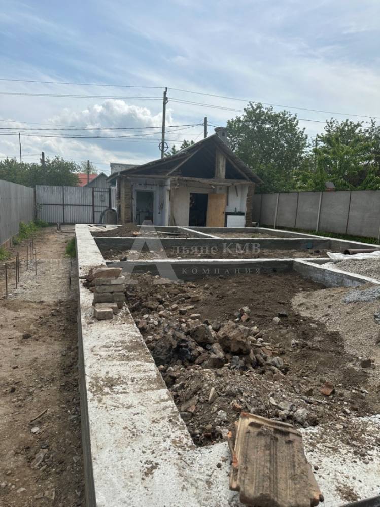 Ставропольский край, Георгиевск, Чугурина ул.; Дом 100м² на участке 4 сот. 1/1 эт.