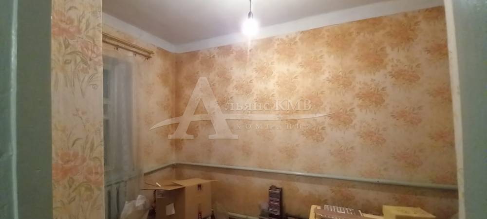 комната во 2м доме