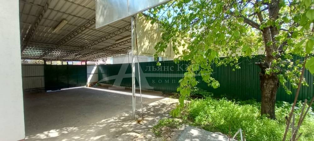 Ставропольский край, Минеральные Воды, Островского пер.; Дом 98м² на участке 8 сот. 1 эт.