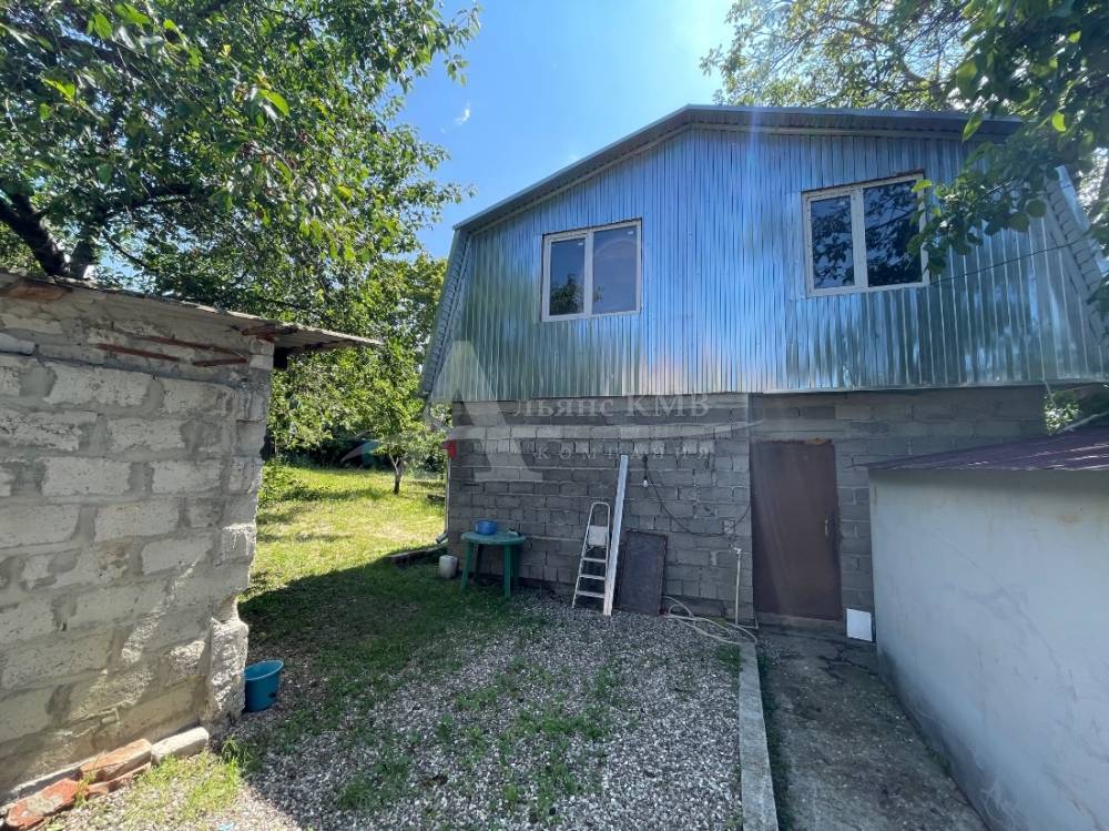 Ставропольский край, Кисловодск, 1-я Линия Фоменко ул.; Дом 120м² на участке 5 сот. 1/1 эт.