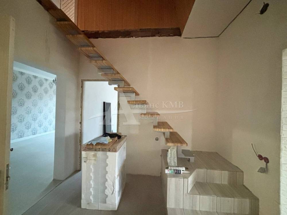 Ставропольский край, Новопавловск, Красноармейская ул.; Дом 145,20м² на участке 7 сот. 2 эт.