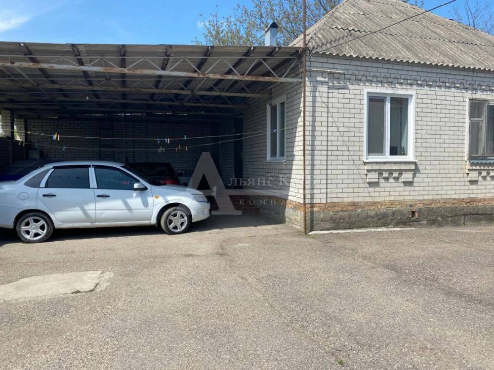 Ставропольский край, Георгиевск, Кирова ул.; Дом 68м² на участке 12 сот. 1 эт.