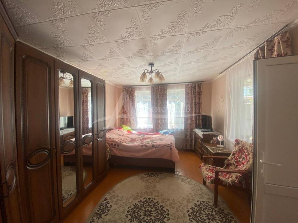 Ставропольский край, Георгиевск, Гагарина ул.; Дом 67м² на участке 6 сот. 1/1 эт.