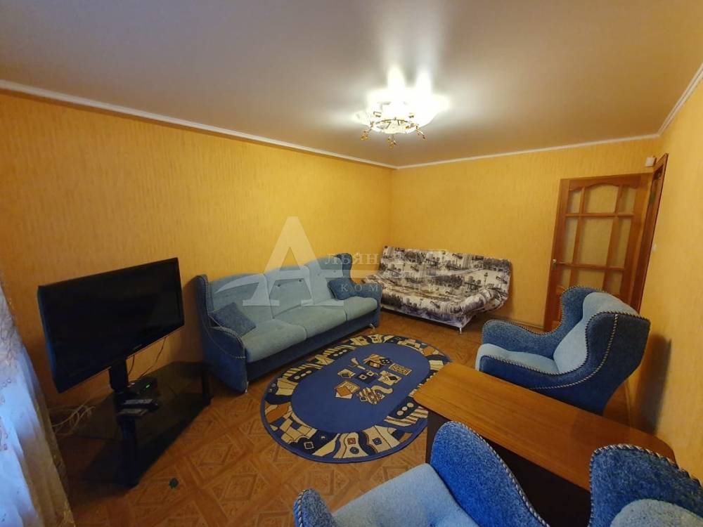 Ставропольский край, Кисловодск, Марцинкевича ул.; Квартира 70м² 3/5 эт.