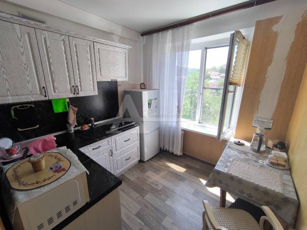 Ставропольский край, Кисловодск, Крутая Дорога ул.; Квартира 32м² 4/5 эт.