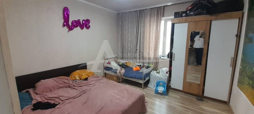 6bfaea1d-8421-4d90-a174-d67f6255bab2