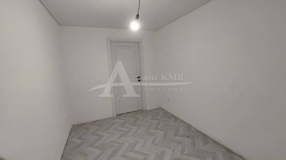 f5d5c5da-493f-4cf8-9a1d-542df53ff5e3