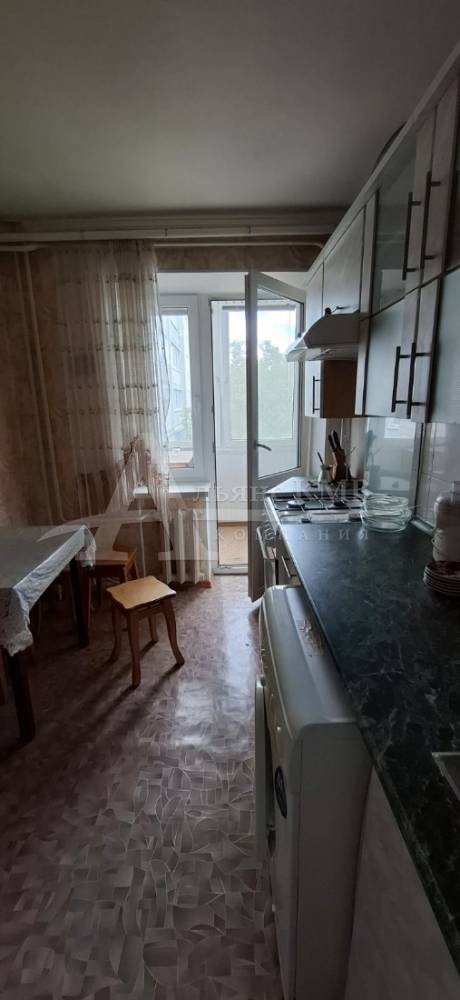 b8b3abfd-a3fa-438a-9f48-142cfd11aa82