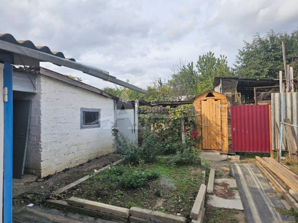 a8d166bd-acff-4a17-898f-99de32f6e02a