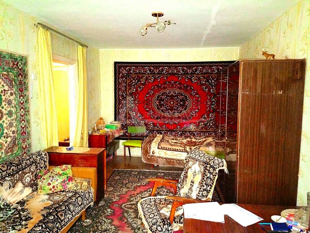 Ставропольский край, Георгиевск, Калинина ул.; Квартира 30м² 3/4 эт.