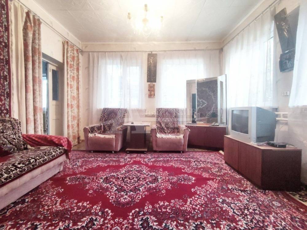 Ставропольский край, Новопавловск, Красная ул.; Дом 57,40м² на участке 6,80 сот. 1 эт.