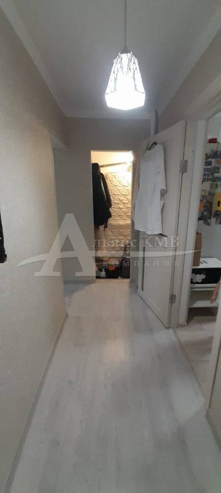 1e7afd90-d272-4375-8127-5af4ea10e59b