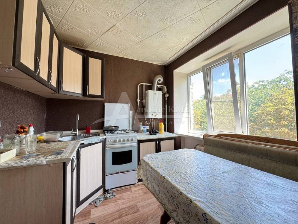 Ставропольский край, Новопавловск, Правды ул.; Квартира 62,30м² 4/4 эт.